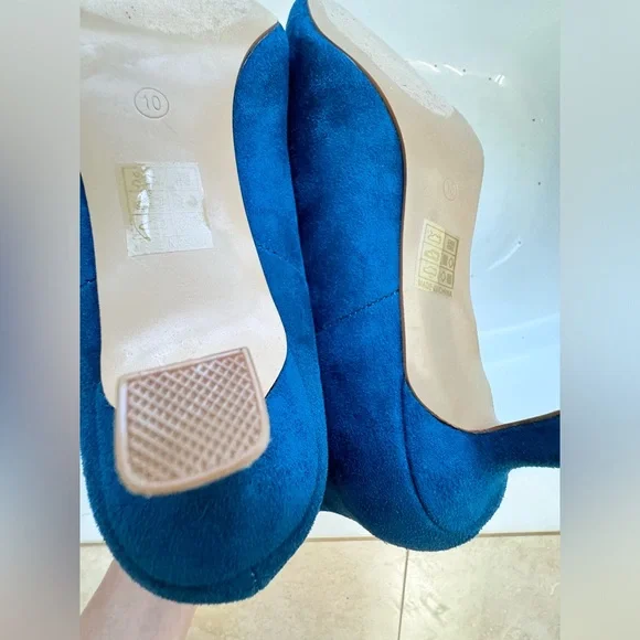 Juicy Couture blue mid ankle boots, Size 10. Never worn. - Picture 5 of 8